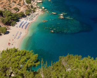 Ελληνικό νησί - έκπληξη προτείνει το Forbes για το καλοκαίρι! (pics)