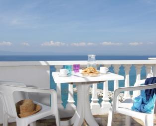 Apollon Apartments