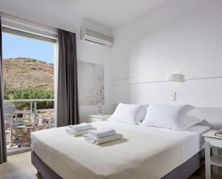 Kythnos Bay Hotel