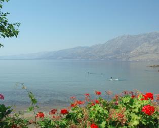 Kotronas Bay Bungalows