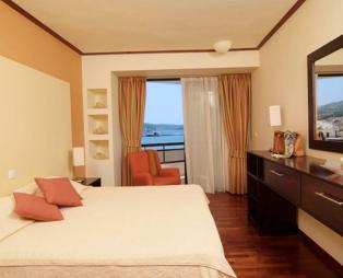 Limira Mare Hotel
