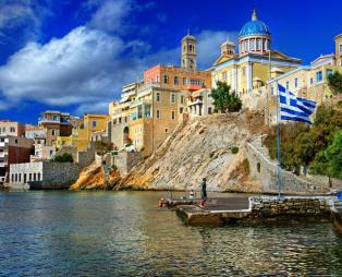 Ταξίδι στην αρχόντισσα των Κυκλάδων, τη Σύρο