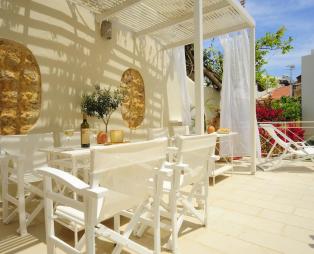 Mythos Suites Hotel