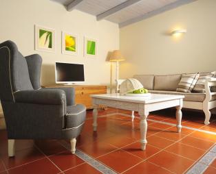 Mythos Suites Hotel