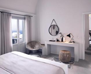 Santo Maris Oia Luxury Suites & Spa