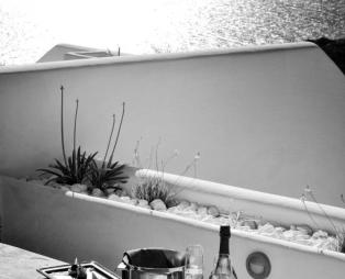 Santo Maris Oia Luxury Suites & Spa