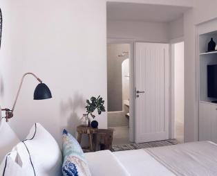Santo Maris Oia Luxury Suites & Spa