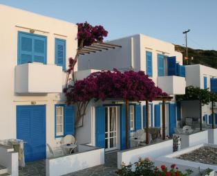 Alexandros Hotel