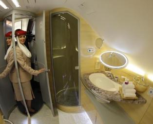 Στις σουίτες του διώροφου A380 της Emirates θα ταξιδεύουν οι επιβάτες της πτήσης Αθήνα - Ντουμπάι (pics)