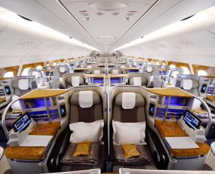 Στις σουίτες του διώροφου A380 της Emirates θα ταξιδεύουν οι επιβάτες της πτήσης Αθήνα - Ντουμπάι (pics)