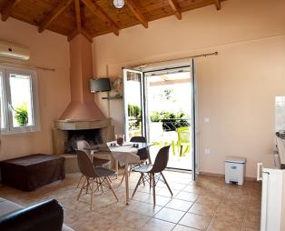 Lagouvardos Apartments