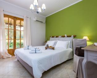 Villas Lefkothea
