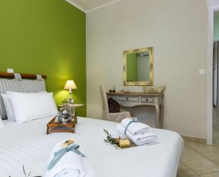 Villas Lefkothea