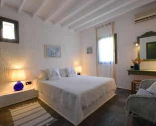 Niriides Resort