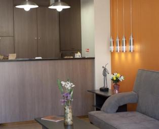 Nikolas Suites