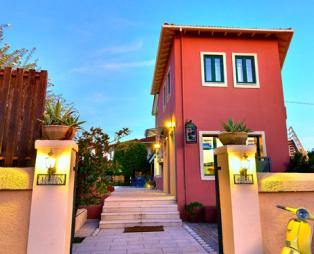 Alkyon Apartments & Villas Hotel