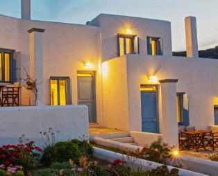 Almyra Guesthouses: Για αξέχαστες οικογενειακές διακοπές στη Σκύρο