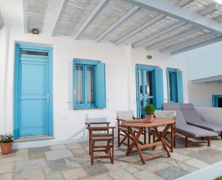 Almyra Guesthouses: Για αξέχαστες οικογενειακές διακοπές στη Σκύρο