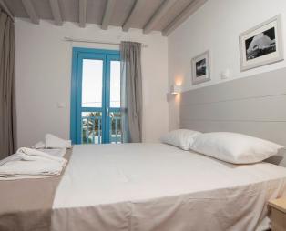 Almyra Guesthouses: Για αξέχαστες οικογενειακές διακοπές στη Σκύρο