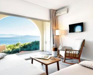 Akrathos Beach Hotel: Οι καλοκαιρινές διακοπές που ονειρεύεστε