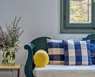 Διώνη: Ένα ξενοδοχείο-διαμάντι στη Σκύρο