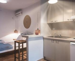 Kallisti Studios & Apartments: Διαμονή με άνεση και στυλ στη Σκύρο