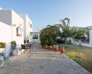 Kallisti Studios & Apartments: Διαμονή με άνεση και στυλ στη Σκύρο