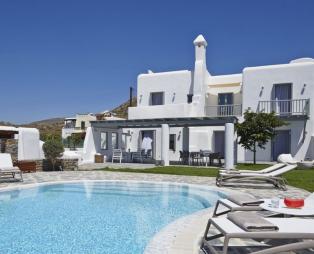 Aqua Breeze Villas: Ζήστε μια μοναδική εμπειρία στη Νάξο
