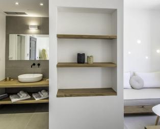 Oro Luxury Suites: Ζήστε την πολυτέλεια στη Σύρο