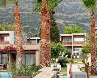 Blue Sea Beach Hotel: Αυθεντική φιλοξενία στη Σταλίδα Ηρακλείου
