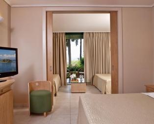 Kontokali Bay Resort & Spa