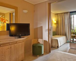 Kontokali Bay Resort & Spa
