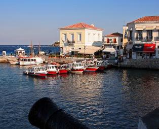 Στις Σπέτσες… για την Αρμάτα