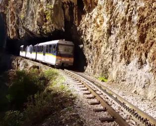 Καλάβρυτα: Ο απόλυτος χειμερινός προορισμός με τη μεγάλη ιστορία