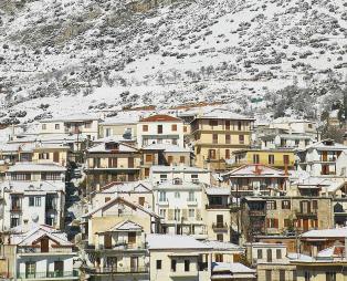 Αυτά είναι τα 3 πιο όμορφα χωριά του Παρνασσού