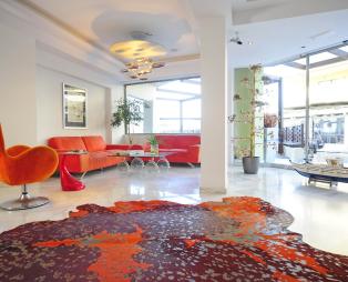 Steris Elegant Beach Hotel & Apartments