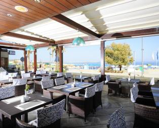 Steris Elegant Beach Hotel & Apartments