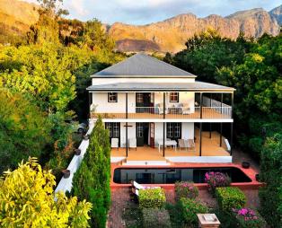 Ένα ελληνικό ξενοδοχείο στα καλύτερα boutique hotels του κόσμου για το 2018 (pics)