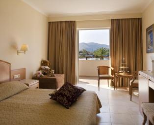 Pilot Beach Resort