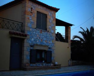 Finikes Apartments