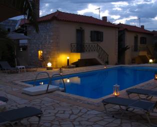 Finikes Apartments