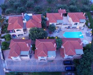 Finikes Apartments