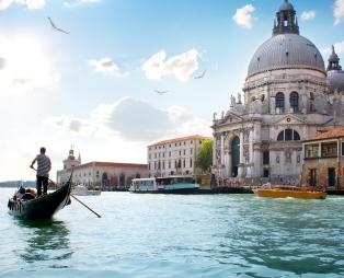Conde Nast Traveler: Η Αθήνα στις 10 ομορφότερες πόλεις του κόσμου