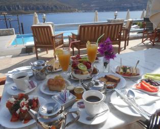 Εn Plo Luxury Suites