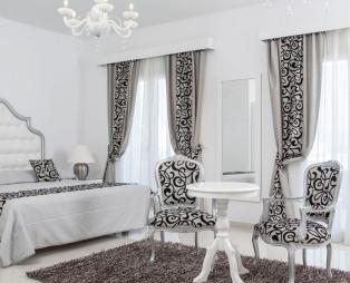 Grand Beach Hotel: Ένα πολυτελές καταφύγιο στην καρδιά της Μυκόνου