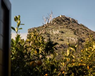 Πύργος Μυστρά: Ένας ξενώνας-κόσμημα στη σκιά του Ταΰγετου