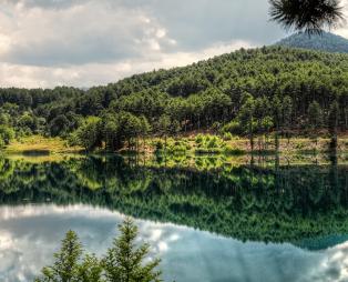 5 ωραίες μονοήμερες εκδρομές για να πιάσετε τον Μάη