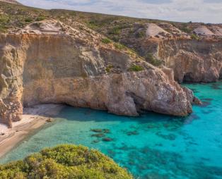 Δύο ελληνικά νησιά στα 10 καλύτερα του κόσμου για διακοπές
