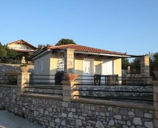 Alexandros Apartments