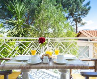 Irida Beach Resort Suites